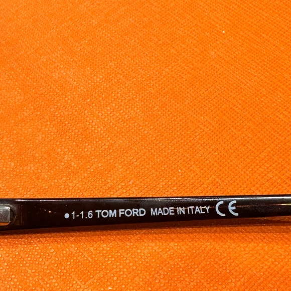 Tom Ford reading glasses - Picture 4 of 5